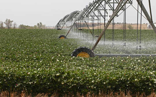 Farmers Are Drawing Groundwater From The Giant Ogallala Aquifer Faster Than Nature Replaces It